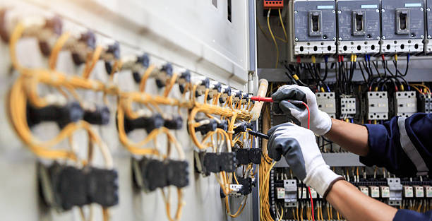 Professional Electrician technician working in Brookneal, VA